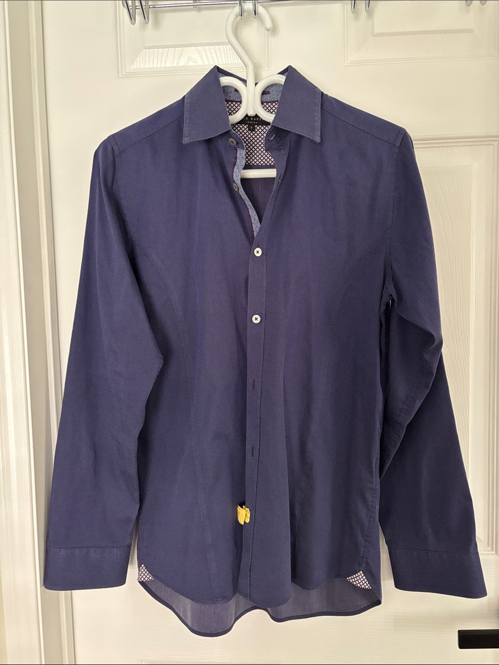 *LIKE NEW* Ted Baker Purple and Blue Patterned Slim Fit Button-Up Dress Shirt